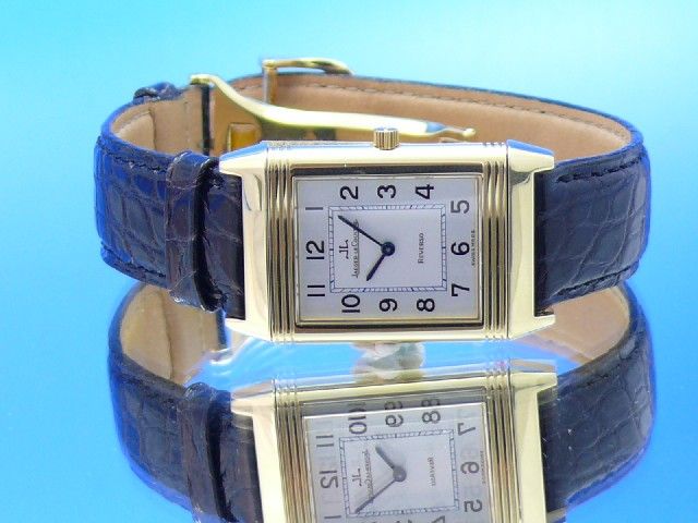 Jaeger LeCoultre Reverso Medium Classique 18K/750 Gold