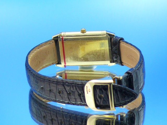 Jaeger LeCoultre Reverso Medium Classique 18K/750 Gold