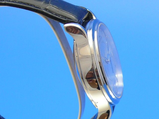 Jaeger-LeCoultre Master Reveil