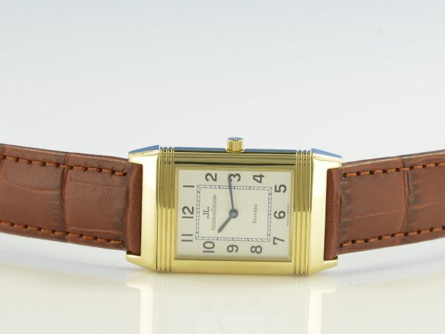 Jaeger-LeCoultre Reverso Classique Medium