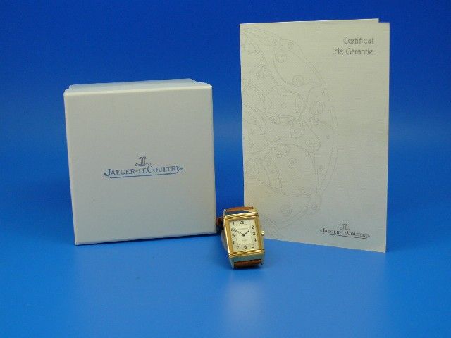 Jaeger LeCoultre Reverso Medium 18K/750 Gold