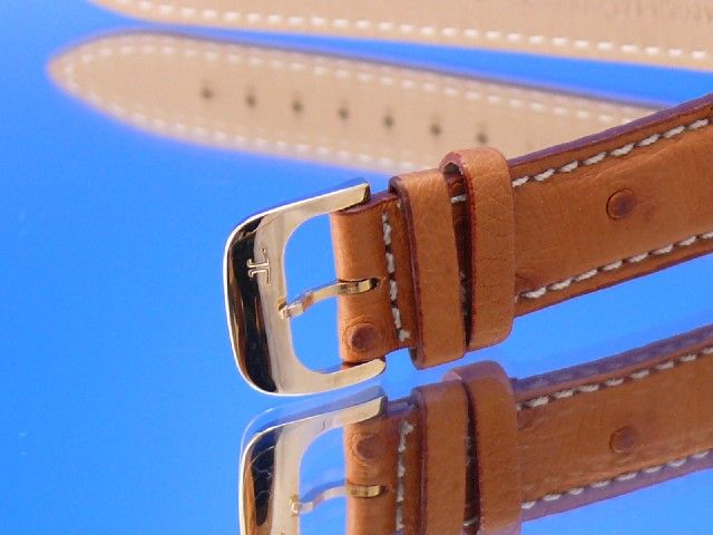 Jaeger LeCoultre Reverso Medium 18K/750 Gold