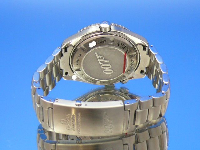 OMEGA Seamaster Planet Ocean Quantum of Solace James Bond 007
