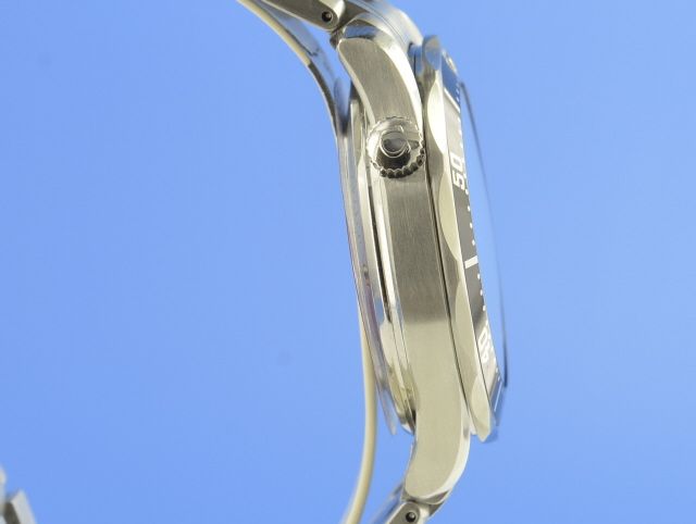 Omega Seamaster Diver 007 James Bond Ltd Edition