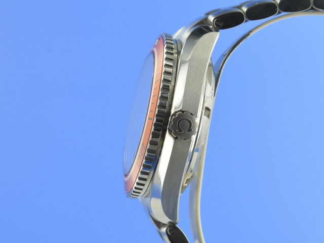 Omega Seamaster Planet Ocean 42 mm Kaliber 8500