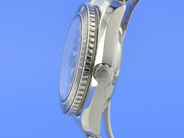 Omega Seamaster Planet Ocean 42 mm Keramik