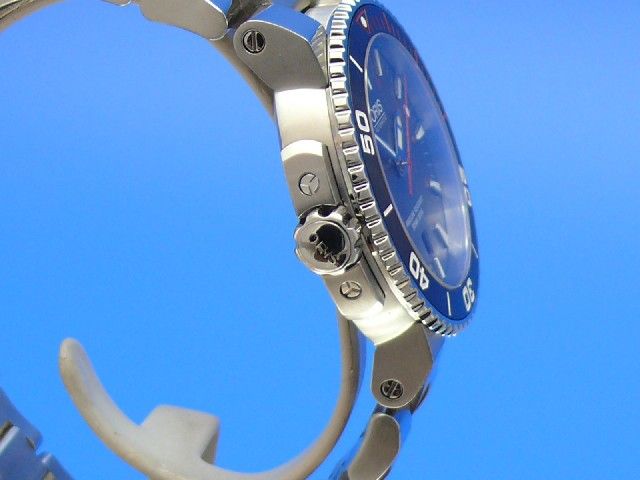 Oris Aquis Red Limited Edition