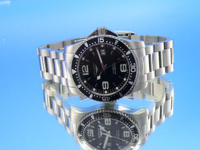 Longines HydroConquest L36424566