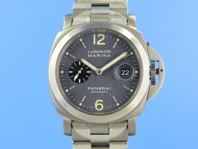 Panerai Luminor Marina Automatik Titan