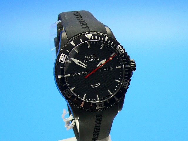Mido Ocean Star Captain IV Diver