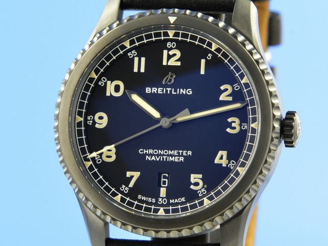 Breitling Navitimer 8 Automatik Black