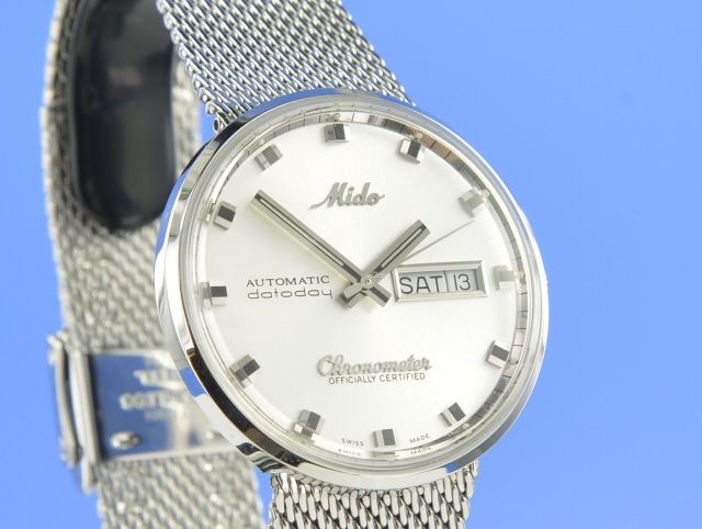 MIDO Commander Chronometer