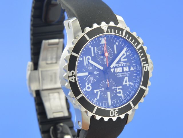 Fortis B-42 Marienemaster Chronograph