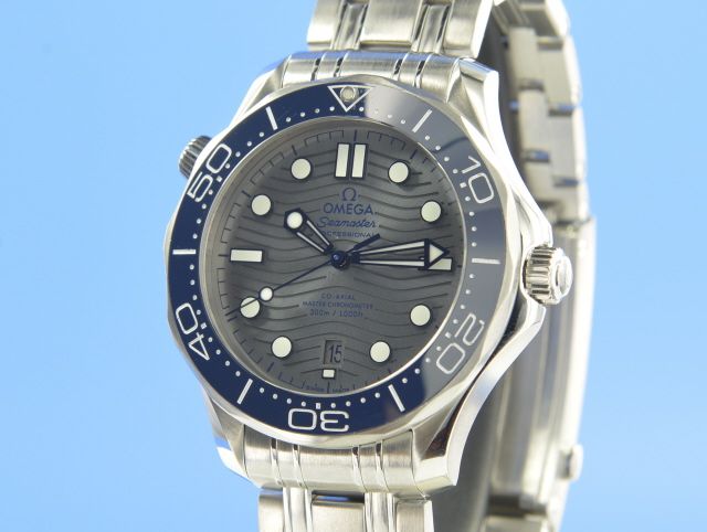 Omega Seamaster Diver 300M Master Chronometer