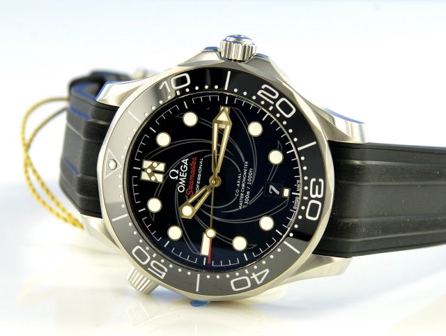Omega Seamaster Diver 300M James Bond Limited Edition Master Chronometer