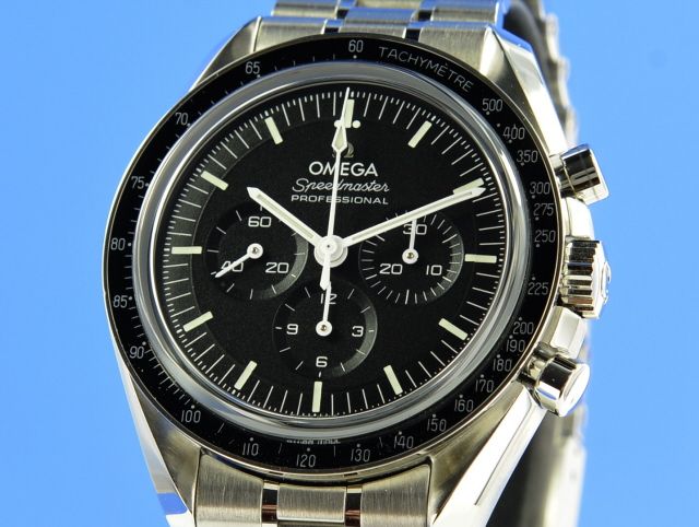 Omega Speedmaster Moonwatch Co-Axial Master Chronometer