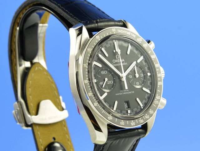Omega Speedmaster  Racing Master Chronometer Chronograph