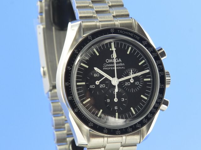 Omega Speedmaster Moonwatch Master Chronometer Co-Axial