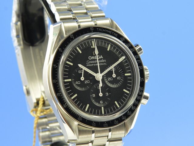 Omega Speedmaster Moonwatch Master Chronometer Co-Axial