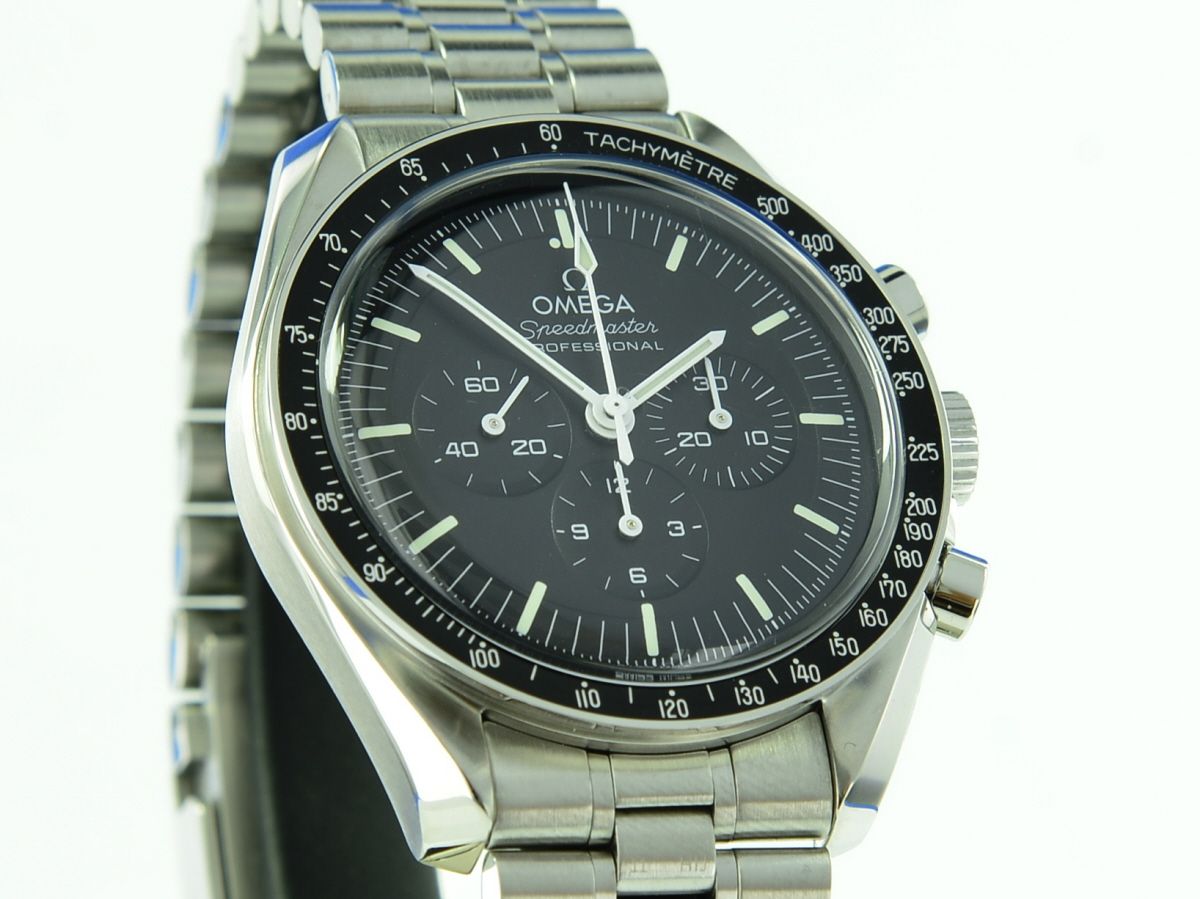 Omega Speedmaster Professional Moonwatch Master Co-Axial