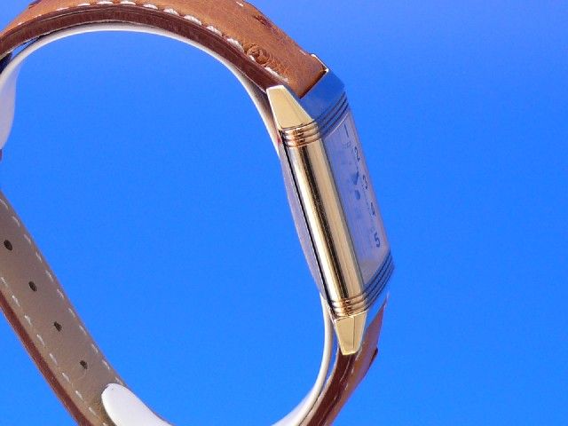 Jaeger LeCoultre Reverso Medium 18K/750 Gold