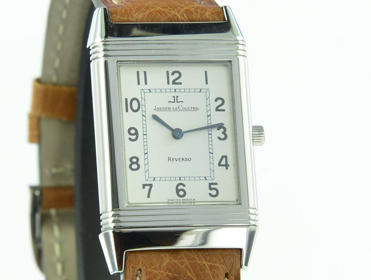 Jaeger-LeCoultre Reverso Classique Medium
