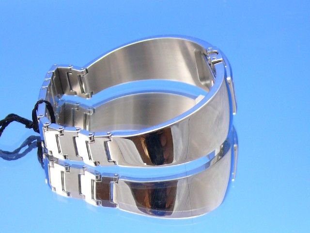 Michel Herbelin Armreif Damenuhr UVP.550