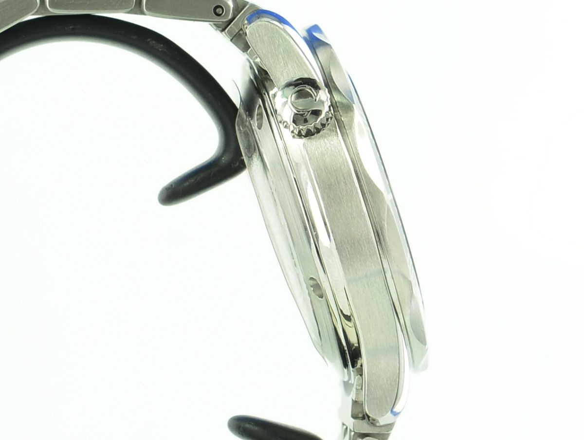 Omega Seamaster Diver 300 M Mid-Size