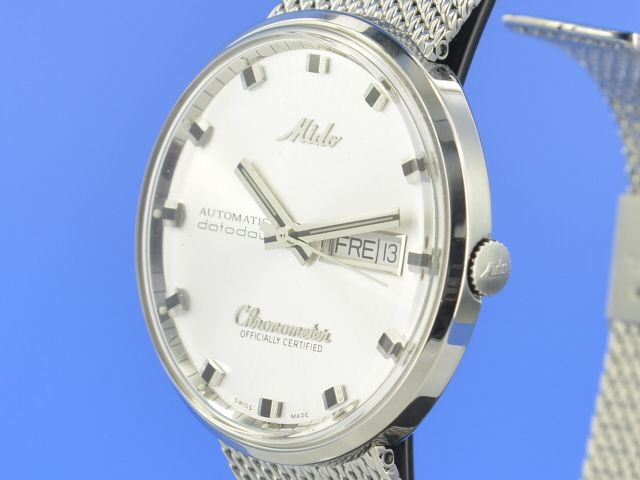 Mido Commander Chronometer