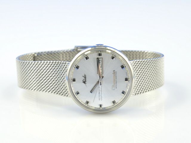 Mido Commander Chronometer