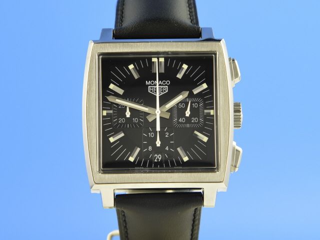 Heuer Monaco (By TAG Heuer )