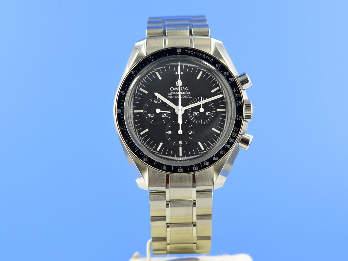 Omega Speedmaster Moonwatch