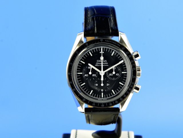 Omega Speedmaster Moonwatch