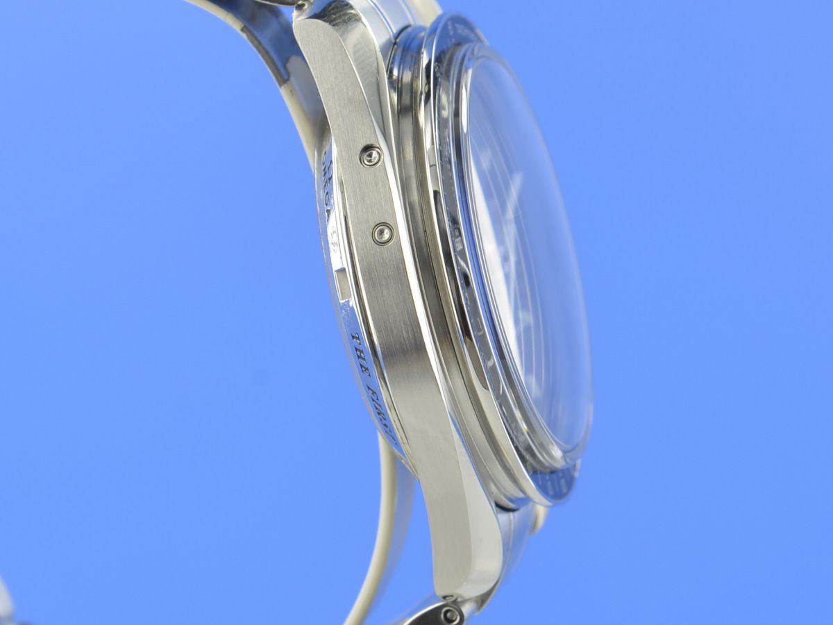 Omega Speedmaster Moonwatch Moonphase