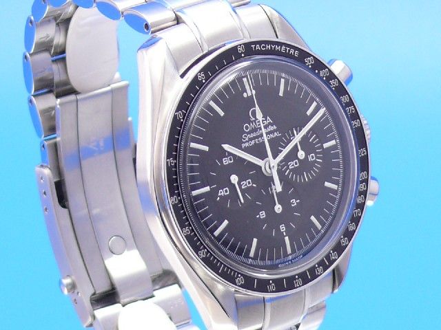 Omega Speedmaster Moonwatch