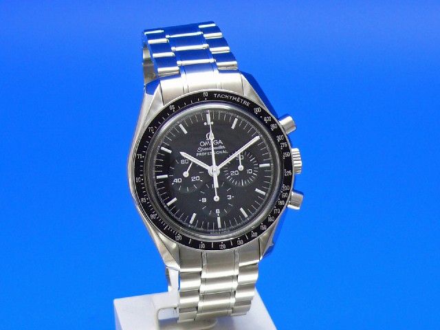 Omega Speedmaster Moonwatch