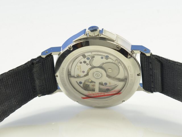 NOMOS Glashtte Ahoi Datum