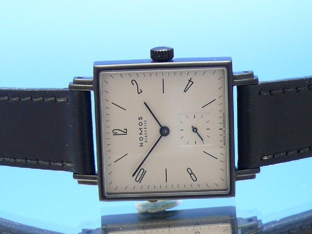 NOMOS Tetra PVD Black NP*1640