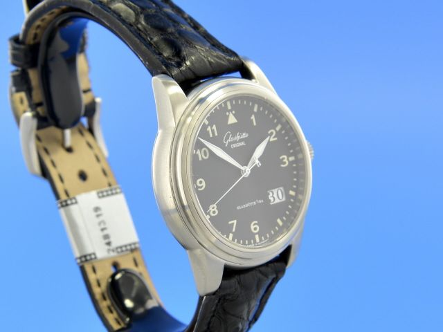 Glashtte Original Senator Navigator Panoramadatum