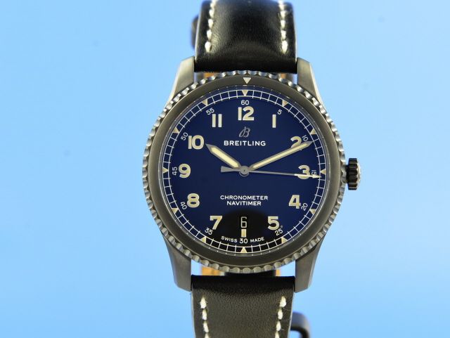Breitling Navitimer 8 Automatik Black