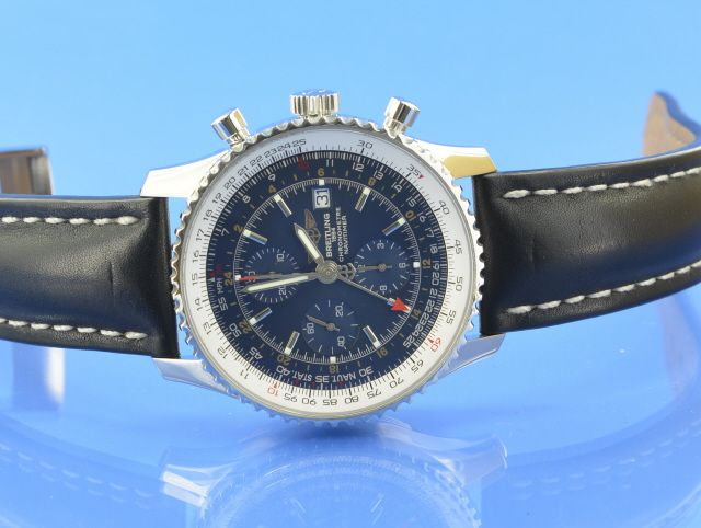 Breitling Navitimer World