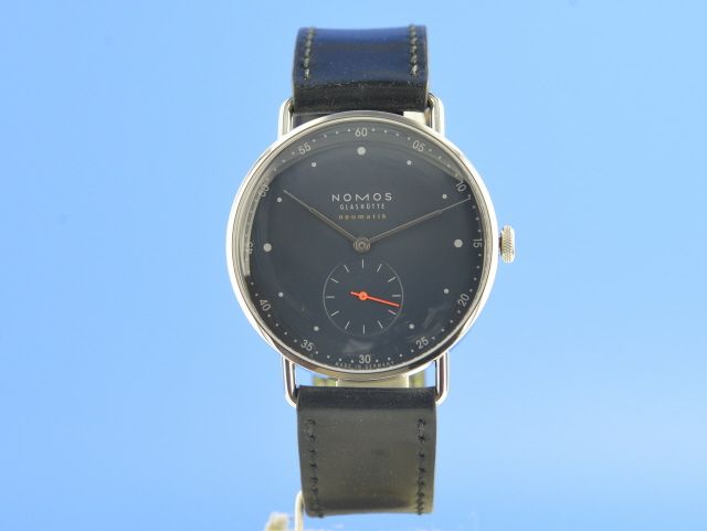 Nomos Metro Neomatik 39