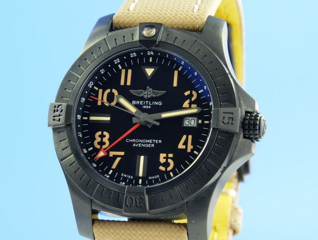 Breitling Avenger Automatic Gmt 45 Night Mission Faltschliee