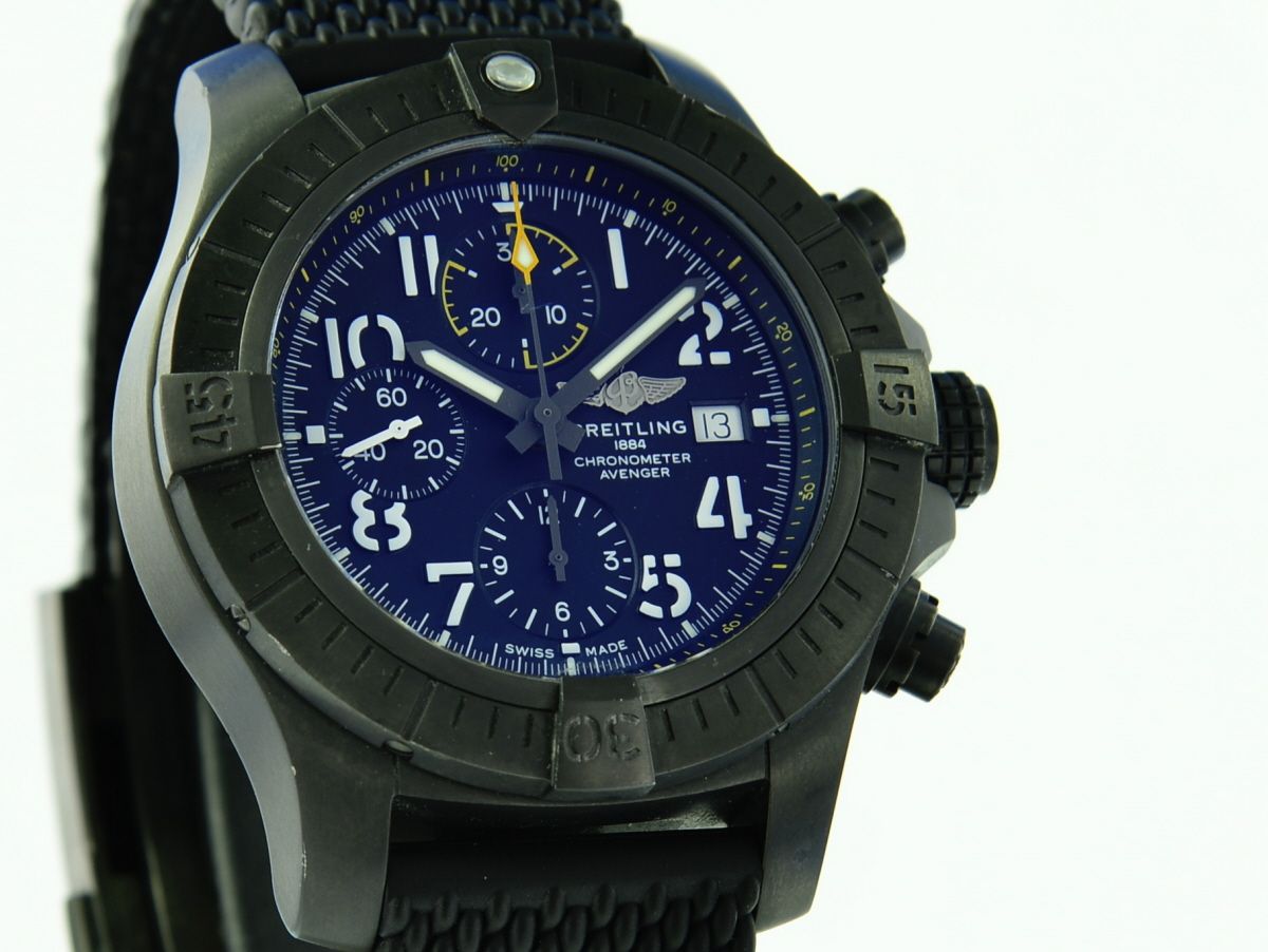 Breitling Avenger Chronograph 45 Night Mission V13317101B1X1