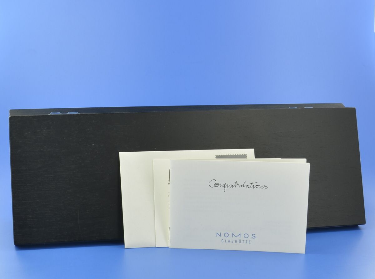 Nomos Ludwig Automatik Datum