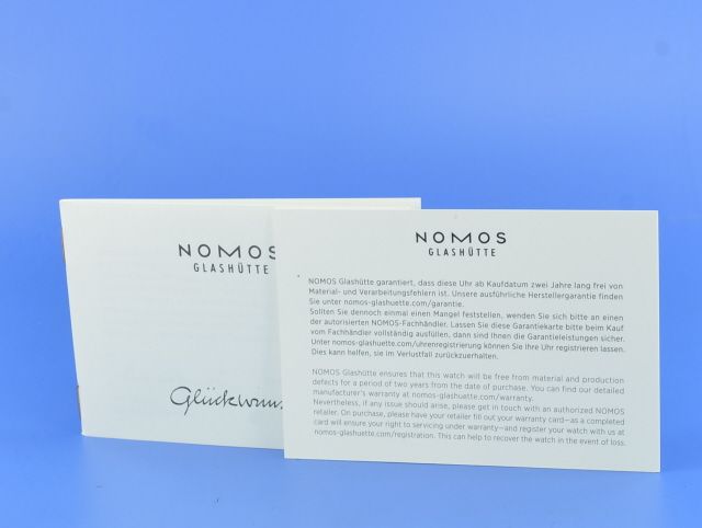 Nomos Minimatik champagner