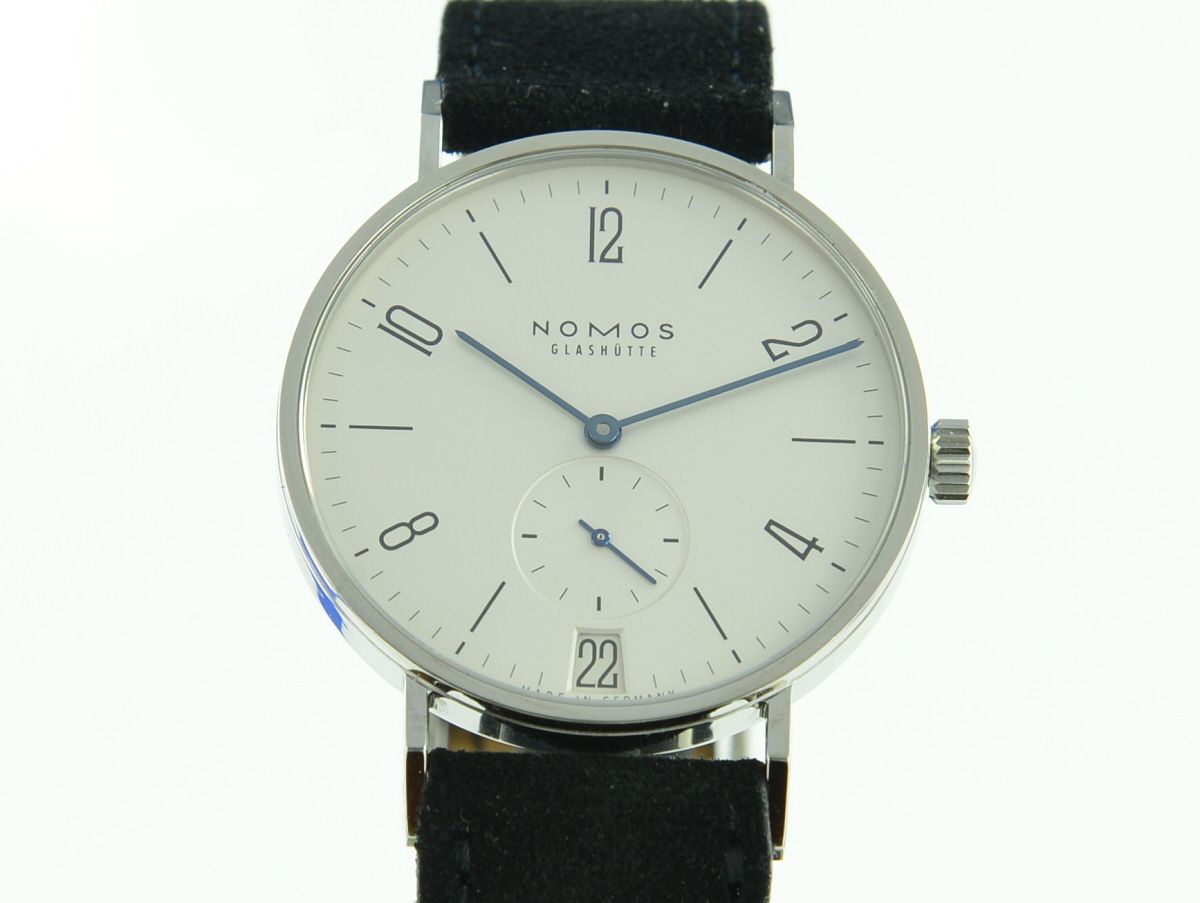 Nomos Tangente 38 Datum Handaufzug