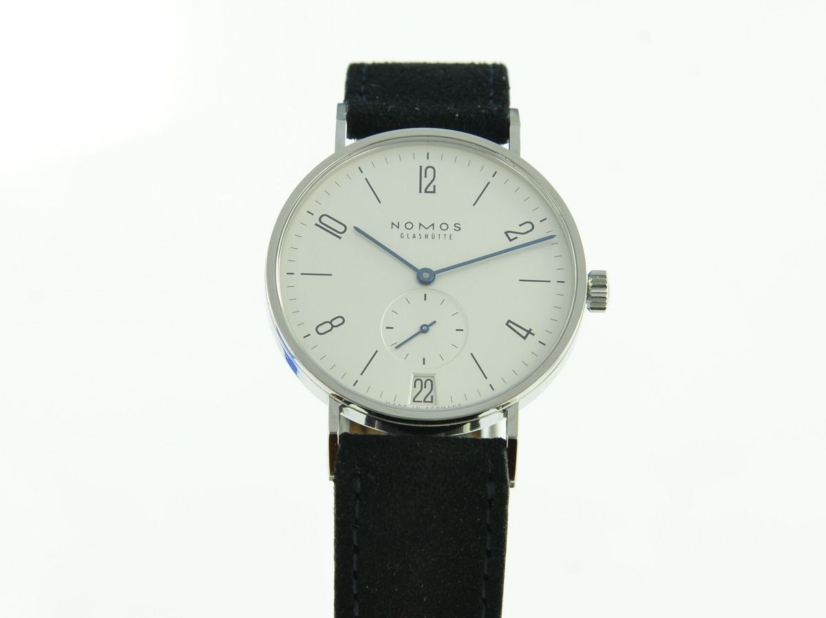 Nomos Tangente 38 Datum Handaufzug