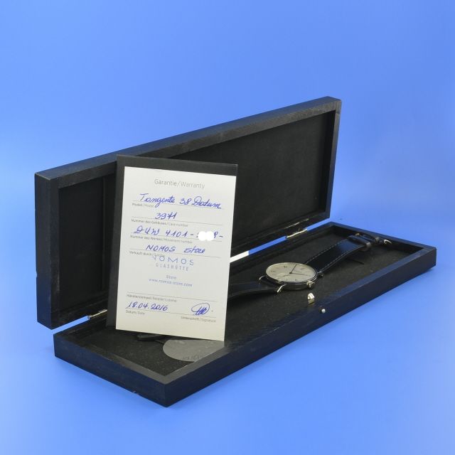 Nomos Tangente 38 Datum