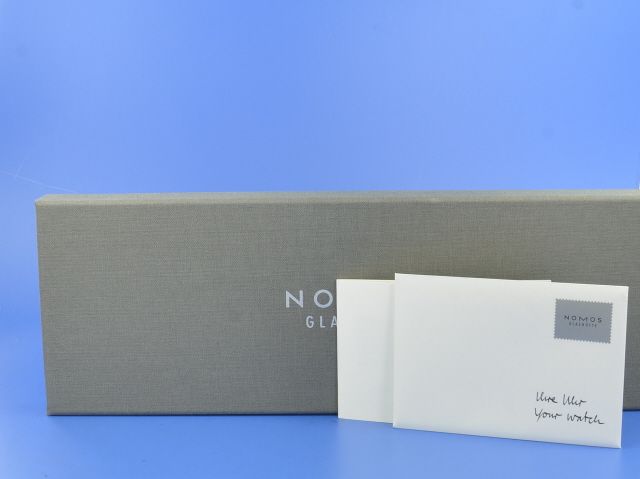 Nomos Tangente Glasboden Faltschliee